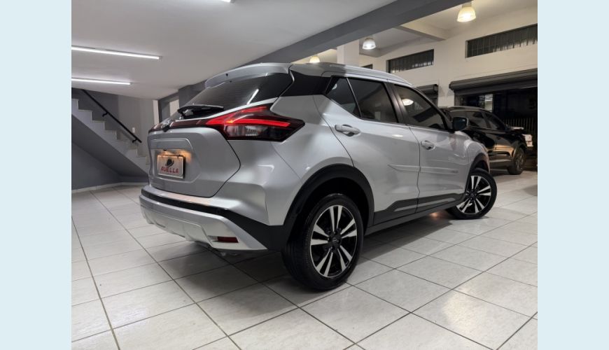 NISSAN KICKS FLEX AUT. 4P - PRATA - 2023 Foto 5 (Grande)