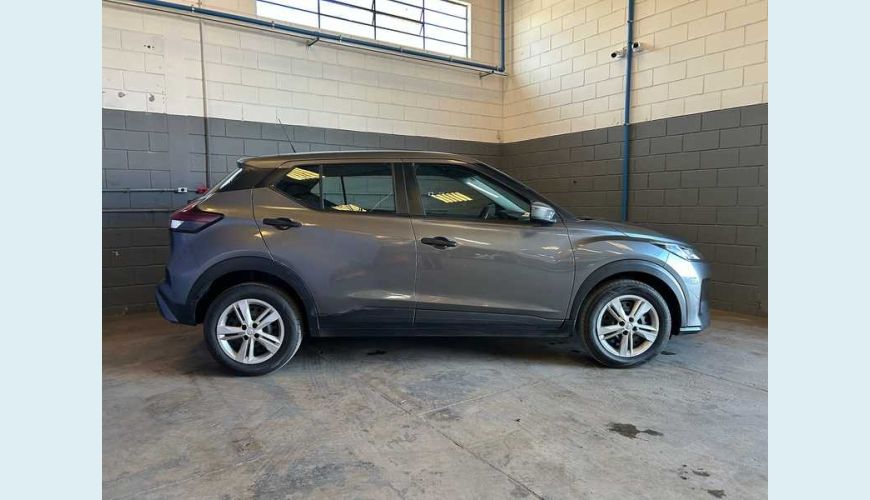NISSAN KICKS ACTIVE 1.6 FLEX AUT. 4P - CINZA - 2024 Foto 5 (Grande)