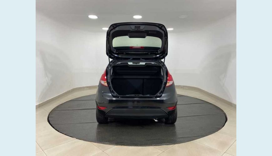 FORD FIESTA SE 1.6 16V FLEX MANUAL 4P - PRETO - 2017 Foto 5 (Grande)