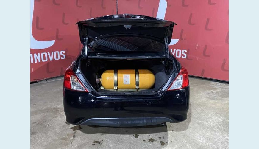 NISSAN VERSA SV 1.6 16V FLEX AUT. 4P - PRETO - 2018 Foto 5 (Grande)