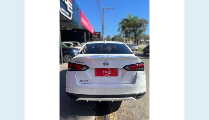 NISSAN VERSA FLEX AUT. 4P - BRANCO - 2024 Foto 5 (Grande)