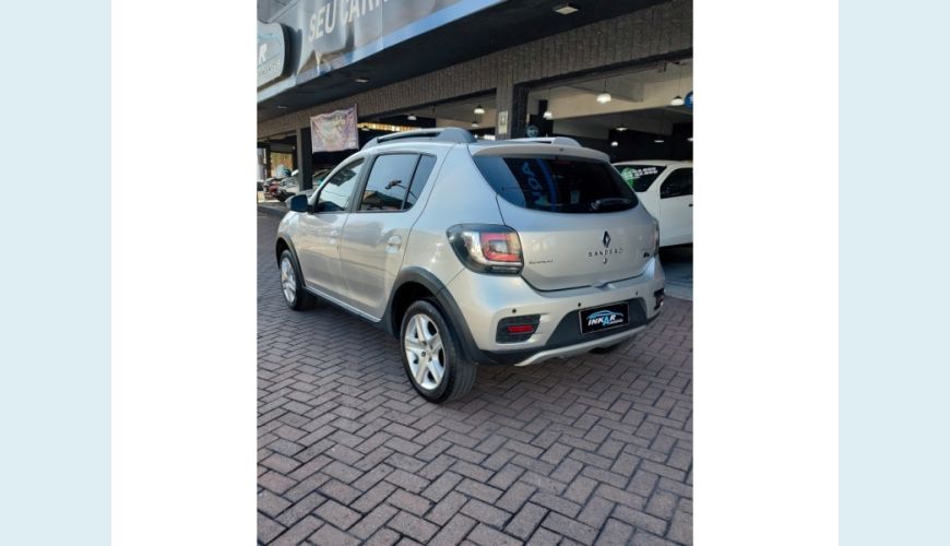 RENAULT SANDERO FLEX MANUAL 4P - PRATA - 2019 Foto 5 (Grande)