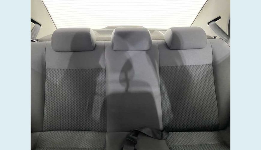 VOLKSWAGEN VOYAGE 1.6 MSI 8V FLEX MANUAL 4P - BRANCO - 2020 Foto 5 (Grande)