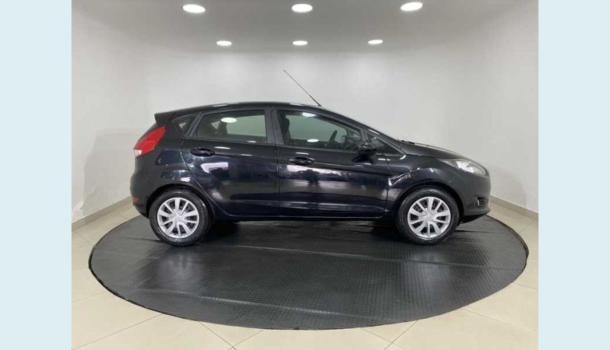 FORD FIESTA SE 1.6 16V FLEX MANUAL 4P - PRETO - 2018 Foto 5 (Grande)