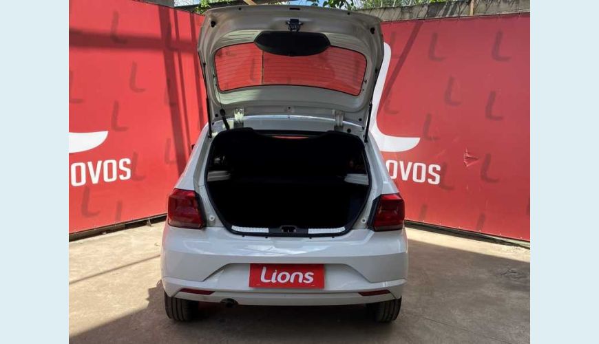 VOLKSWAGEN GOL TRENDLINE 1.0 MPI FLEX MANUAL 4P - BRANCO - 2017 Foto 5 (Grande)