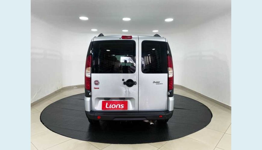 FIAT DOBLO ESSENCE 1.8 FLEX MANUAL 4P - PRATA - 2019 Foto 5 (Grande)