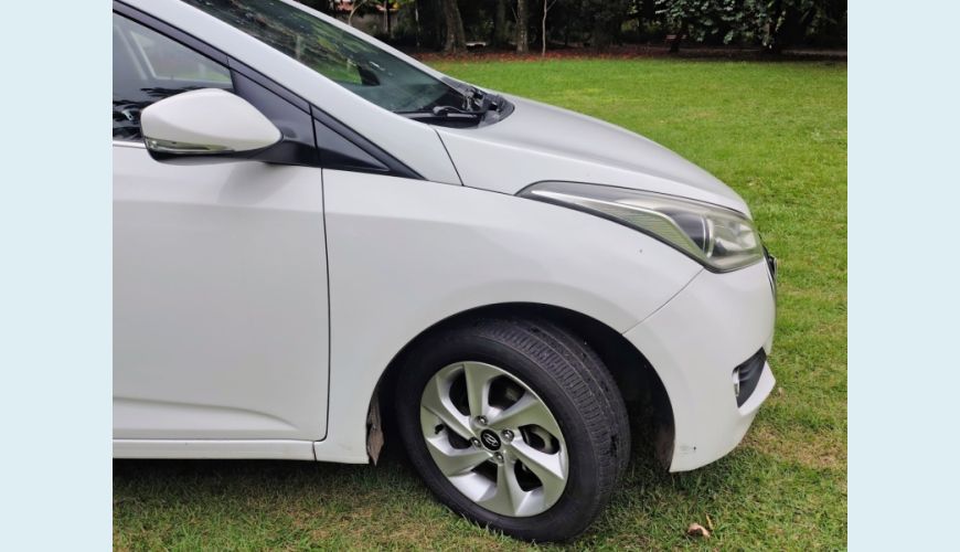 HYUNDAI HB 20 S FLEX AUT. 4P - BRANCO - 2017 Foto 5 (Grande)