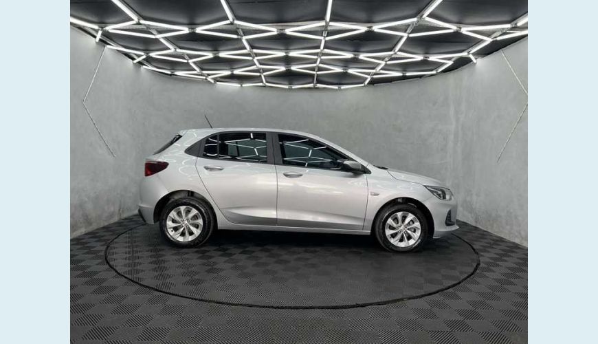 CHEVROLET ONIX LT 1.0 FLEX - PRATA - 2022 Foto 5 (Grande)