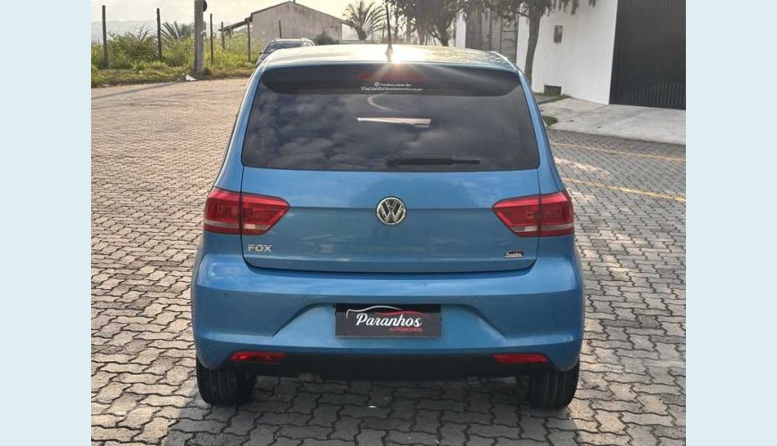 VOLKSWAGEN VOLKSWAGEN FOX COMFORTLINE 1.0 FLEX MANUAL 4P - AZUL - 2015 Foto 5 (Grande)