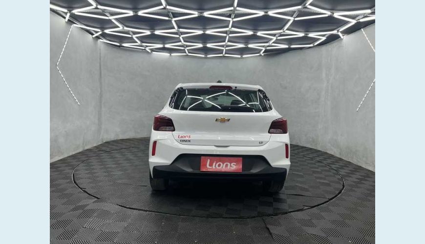 CHEVROLET ONIX LT 1.0 TURBO FLEX MANUAL 4P - BRANCO - 2024 Foto 5 (Grande)