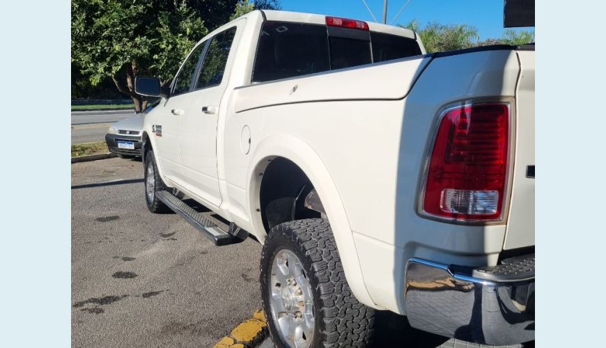 DODGE DODGE RAM 2500 LARAMIE 6.7 TDI DIESEL AUT. 4P - BRANCO - 2018 Foto 5 (Grande)