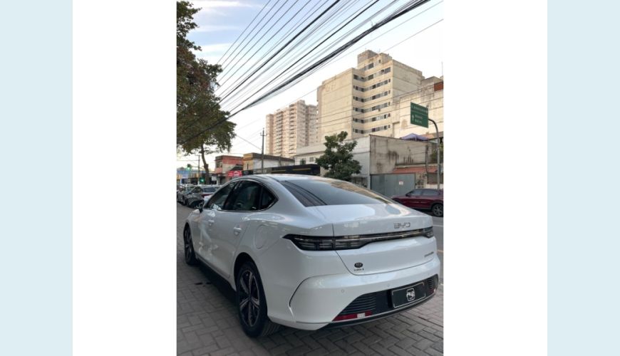 BYD KING ELETRICO/ AUT. 4P - BRANCO - 2025 Foto 5 (Grande)