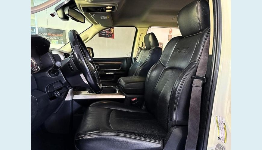 DODGE RAM 2500 LARAMIE RAM 6.7 DIESEL MANUAL 2P - BRANCO - 2018 Foto 5 (Grande)