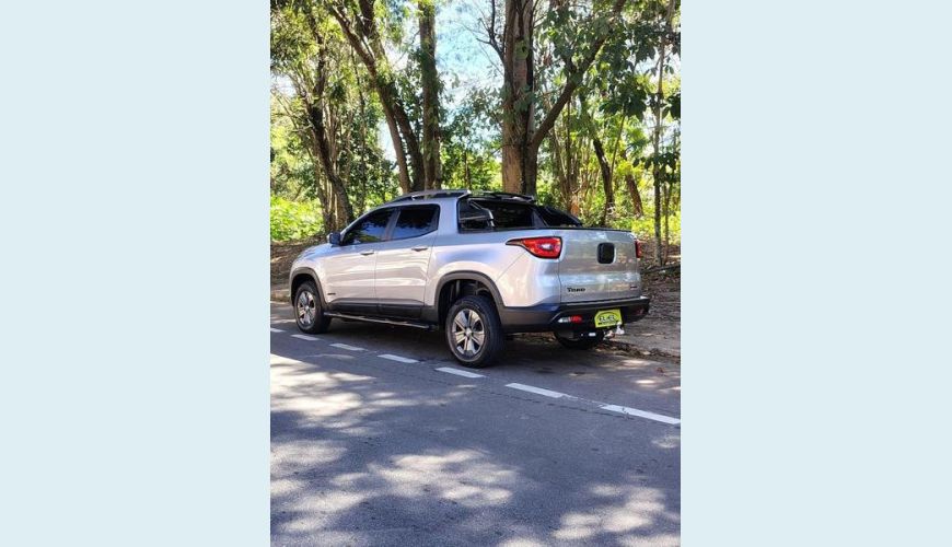 FIAT TORO FREEDOM AT6 1.8 FLEX AUT. 4P - PRATA - 2021 Foto 5 (Grande)