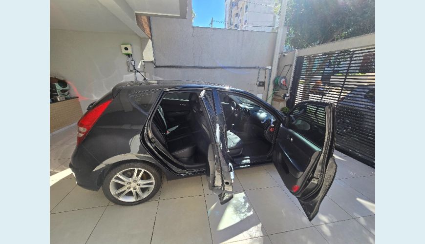 HYUNDAI I30 2.0 16V 145CV AUT. 4P - PRETO - 2010 Foto 5 (Grande)