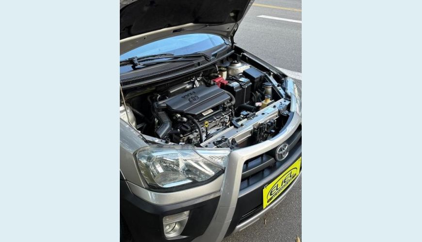 TOYOTA ETIOS HB CROSS 1.5 FLEX AUT. 4P - PRATA - 2018 Foto 5 (Grande)