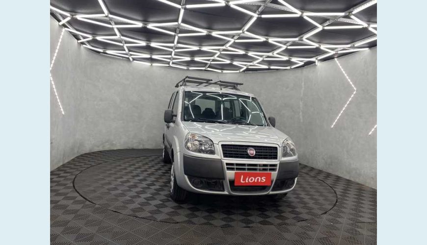 FIAT DOBLO ESSENCE 1.8 16V FLEX MANUAL 4P - PRATA - 2021 Foto 5 (Grande)