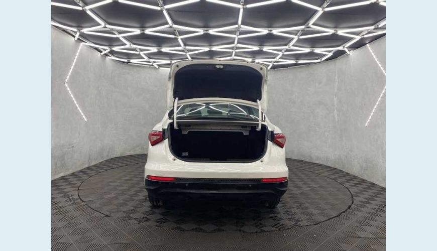 FIAT CRONOS DRIVE S-DESIGN 1.3 FLEX MANUAL 4P - BRANCO - 2022 Foto 5 (Grande)