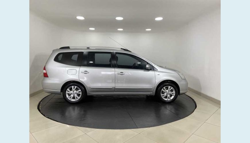 NISSAN LIVINA SL 1.8 16V FLEX AUT. 4P - PRATA - 2013 Foto 5 (Grande)