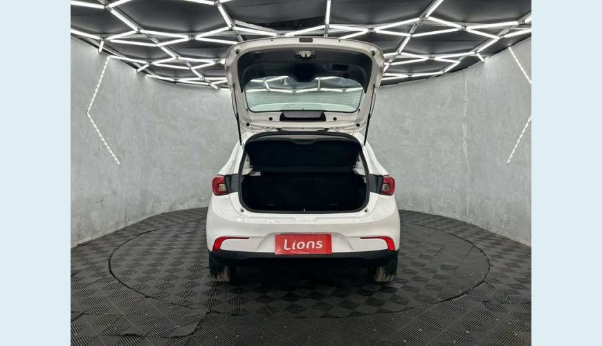FIAT FIAT ARGO 1.0 FLEX MANUAL 4P - BRANCO - 2023 Foto 5 (Grande)