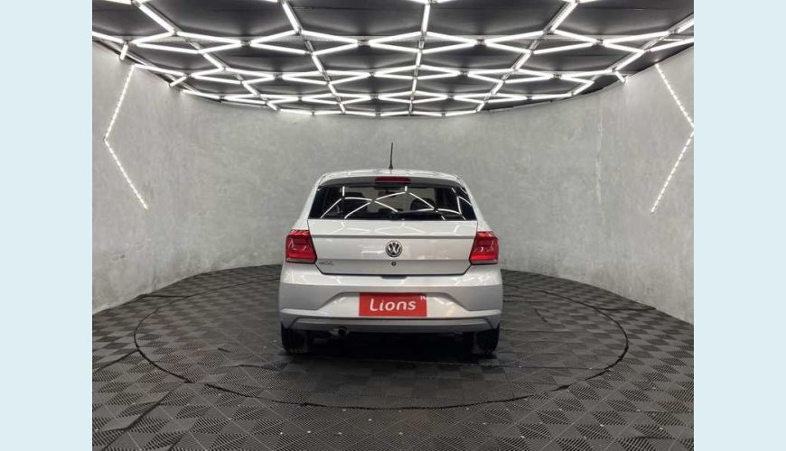 VOLKSWAGEN GOL 1.6 FLEX MANUAL 4P - PRATA - 2022 Foto 5 (Grande)
