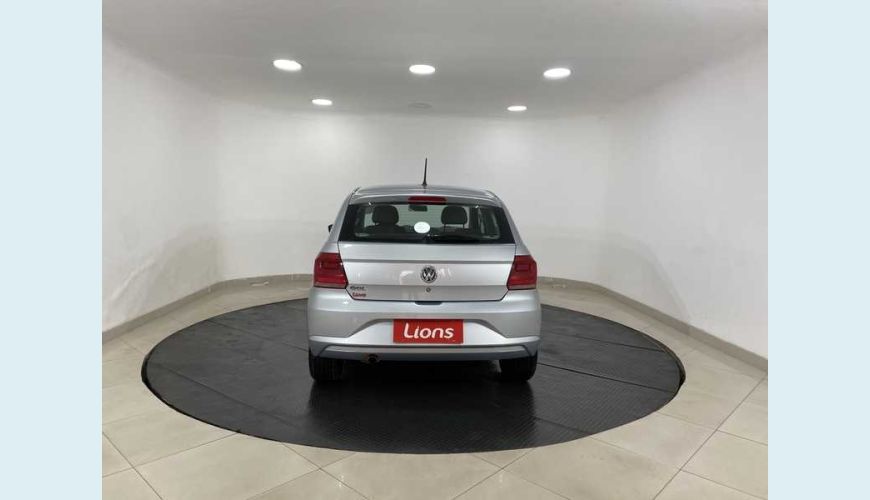 VOLKSWAGEN VOLKSWAGEN GOL 1.6 FLEX MANUAL 4P - PRATA - 2021 Foto 5 (Grande)