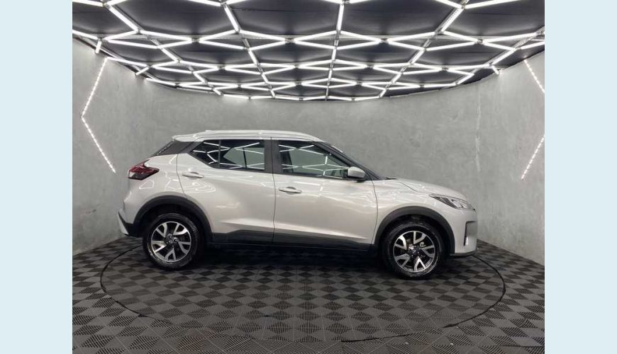 NISSAN KICKS SENSE 1.6 FLEX - PRATA - 2023 Foto 5 (Grande)