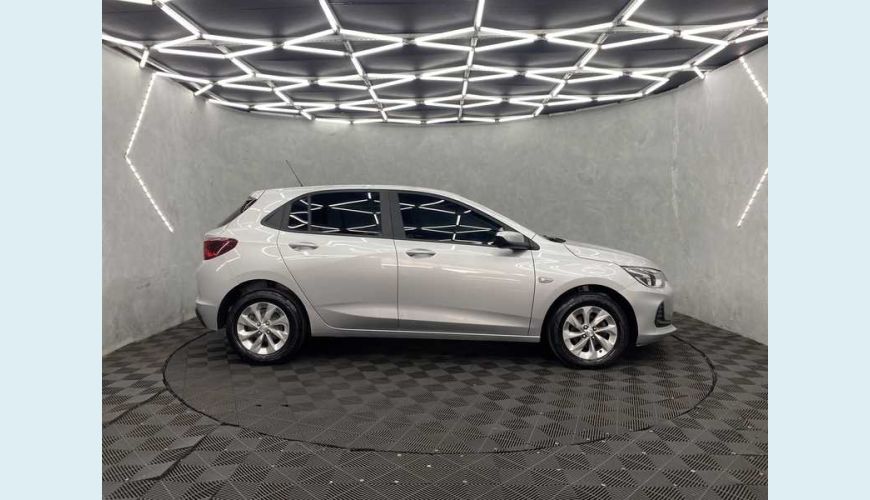 CHEVROLET ONIX LT 1.0 TURBO FLEX MANUAL 4P - PRATA - 2023 Foto 5 (Grande)