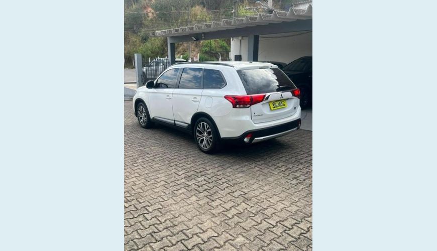 MITSUBISHI MITSUBISHI OUTLANDER 2.0 FLEX AUT. - BRANCO - 2016 Foto 5 (Grande)