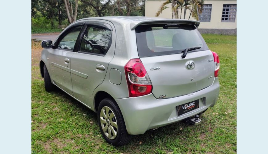 TOYOTA ETIOS FLEX MANUAL 4P - PRATA - 2013 Foto 5 (Grande)