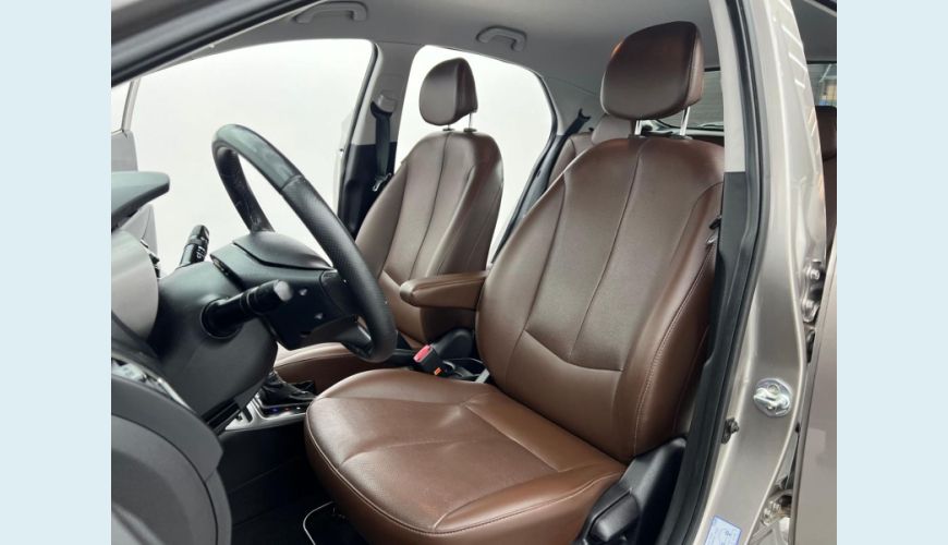 HYUNDAI HB 20X PREMIUM 1.6 FLEX AUT. 4P - PRATA - 2017 Foto 5 (Grande)
