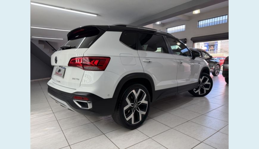 VOLKSWAGEN VOLKSWAGEN TAOS FLEX AUT. 4P - BRANCO - 2023 Foto 5 (Grande)