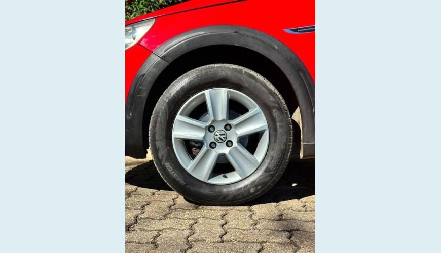 VOLKSWAGEN SAVEIRO CE CROSS 1.6 FLEX MANUAL 2P - VERMELHO - 2011 Foto 5 (Grande)