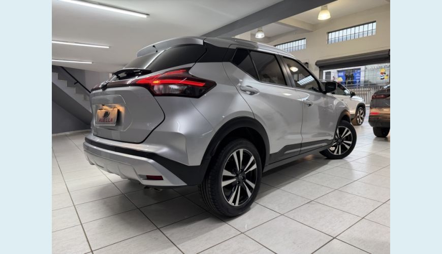 NISSAN NISSAN KICKS FLEX AUT. 4P - CINZA - 2024 Foto 5 (Grande)