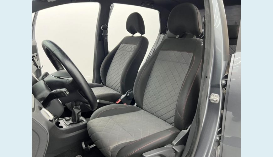 VOLKSWAGEN VOLKSWAGEN FOX XTREME MB FLEX MANUAL 4P - CINZA - 2020 Foto 5 (Grande)