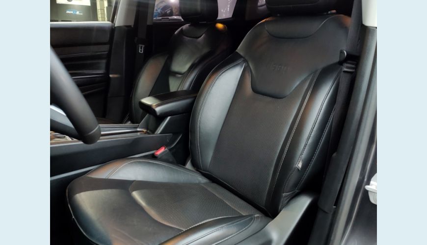 JEEP COMPASS FLEX AUTOM. 4P - CINZA - 2022 Foto 5 (Grande)