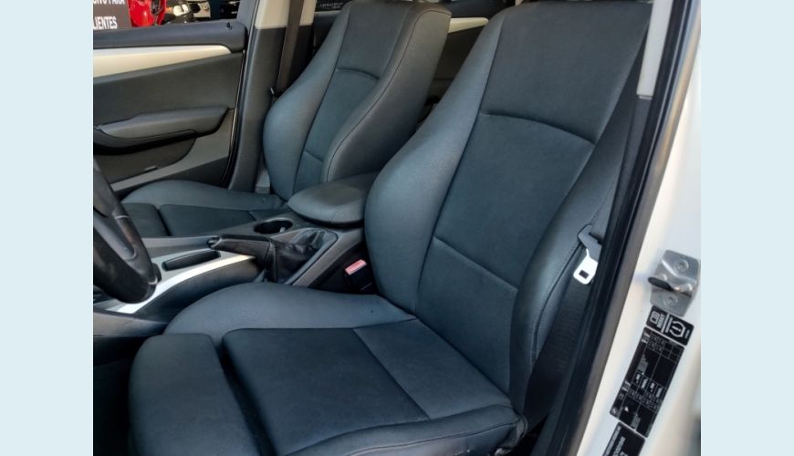 BMW BMW X1 GASOLINA AUT. 4P - BRANCO - 2012 Foto 5 (Grande)