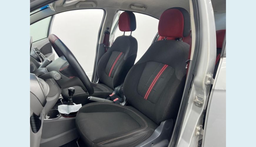 FIAT FIAT PALIO SPORTING 1.6 FLEX MANUAL 4P - PRATA - 2015 Foto 5 (Grande)