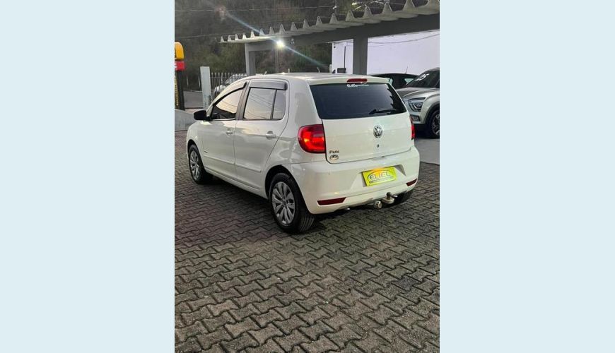 VOLKSWAGEN VOLKSWAGEN FOX GII 1.0 FLEX MANUAL 4P - BRANCO - 2013 Foto 5 (Grande)