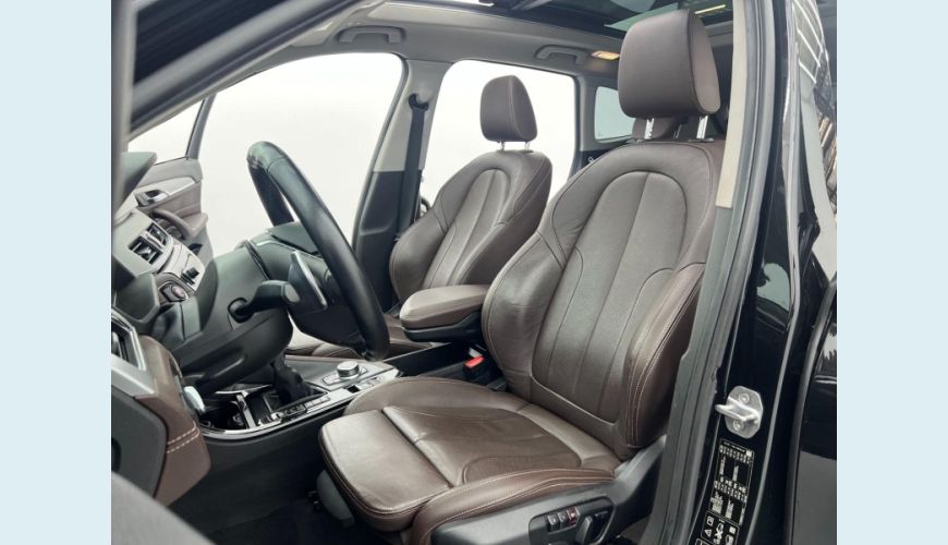 BMW X1 X25I ACTIVEFLEX 2.0 TURBO 231CV FLEX AUT. 4P - PRETO - 2020 Foto 5 (Grande)