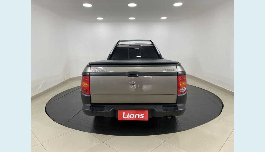 PEUGEOT HOGGAR XR 1.4 FLEX MANUAL 2P - PRETO - 2011 Foto 5 (Grande)
