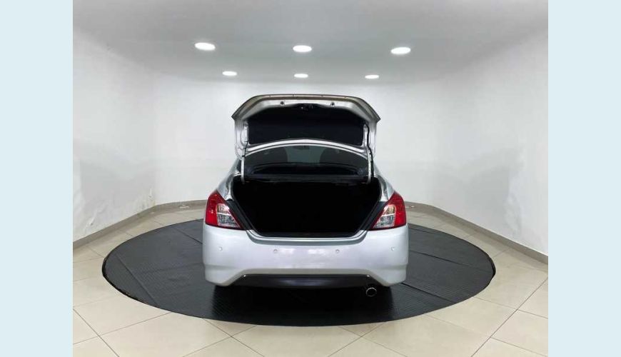 NISSAN VERSA UNIQUE 1.6 16V FLEX MANUAL 4P - PRATA - 2016 Foto 5 (Grande)