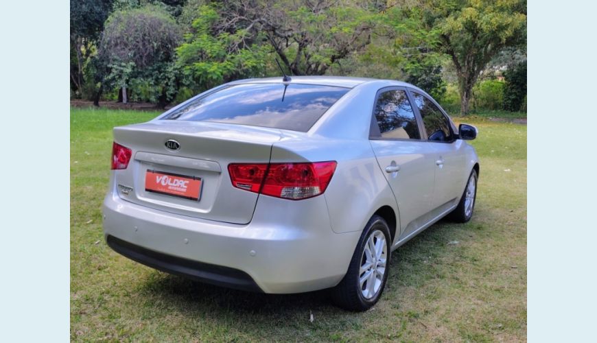 KIA CERATO AUT. 4P - PRATA - 2011 Foto 5 (Grande)