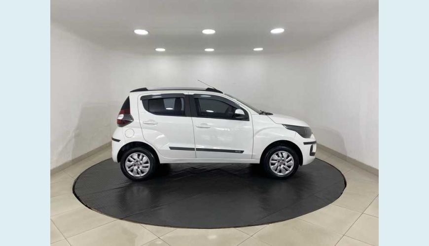 FIAT FIAT MOBI FIREFLY DRIVE 1.0 FLEX MANUAL 4P - BRANCO - 2017 Foto 5 (Grande)