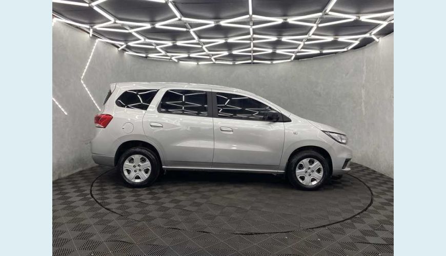 CHEVROLET CHEVROLET SPIN LS 1.8 FLEX MANUAL 4P - PRATA - 2022 Foto 5 (Grande)