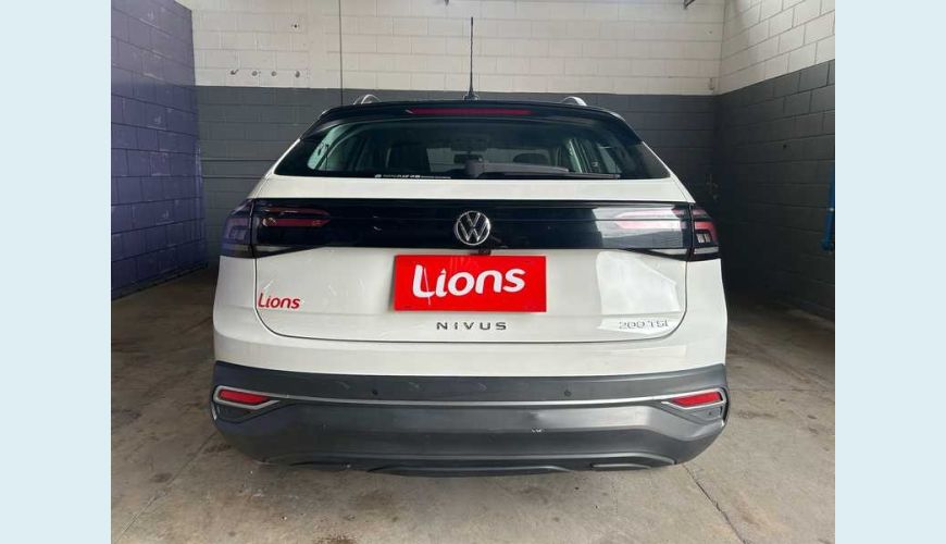 VOLKSWAGEN NIVUS COMFORTLINE 200 TSI FLEX AUT. 4P - BRANCO - 2024 Foto 5 (Grande)