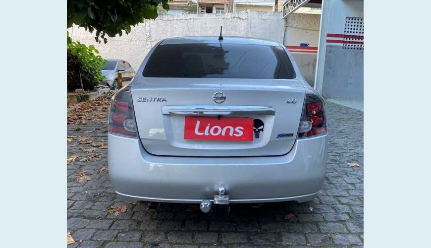 NISSAN NISSAN SENTRA 2.0 16V FLEX MANUAL 4P - PRATA - 2013 Foto 5 (Grande)