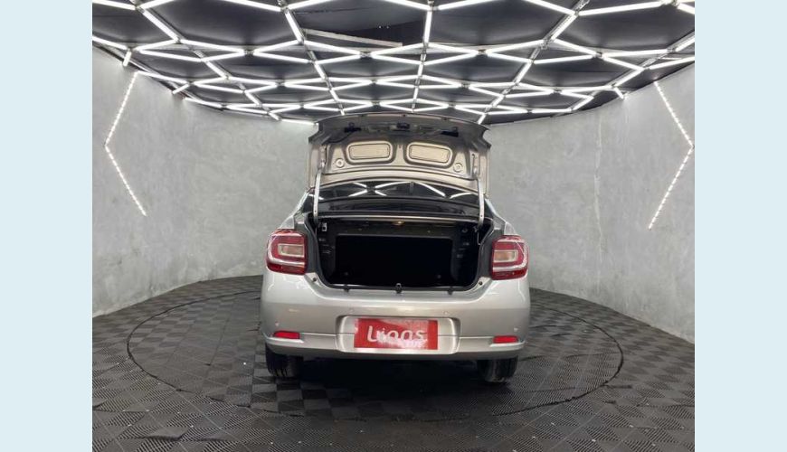 RENAULT LOGAN ZEN 1.0 12V FLEX MANUAL 4P - PRATA - 2022 Foto 5 (Grande)