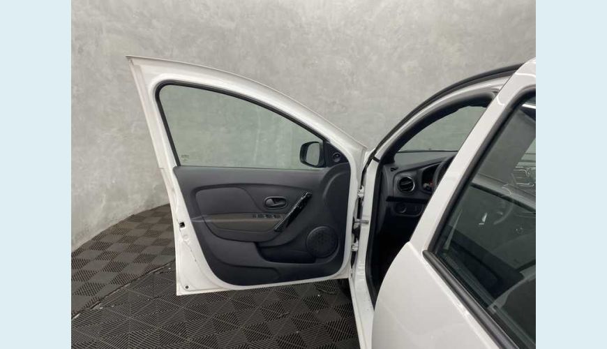 RENAULT LOGAN ZEN 1.0 12V FLEX MANUAL 4P - BRANCO - 2023 Foto 5 (Grande)