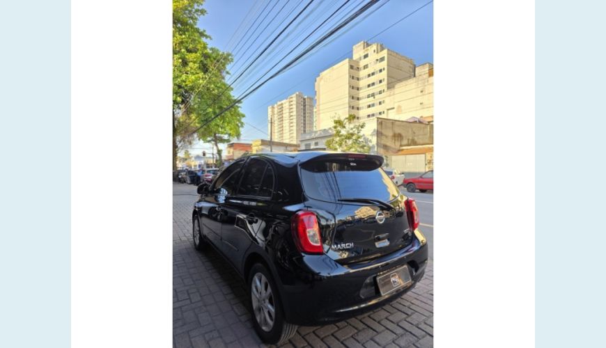 NISSAN MARCH FLEX MANUAL 4P - PRETO - 2016 Foto 5 (Grande)